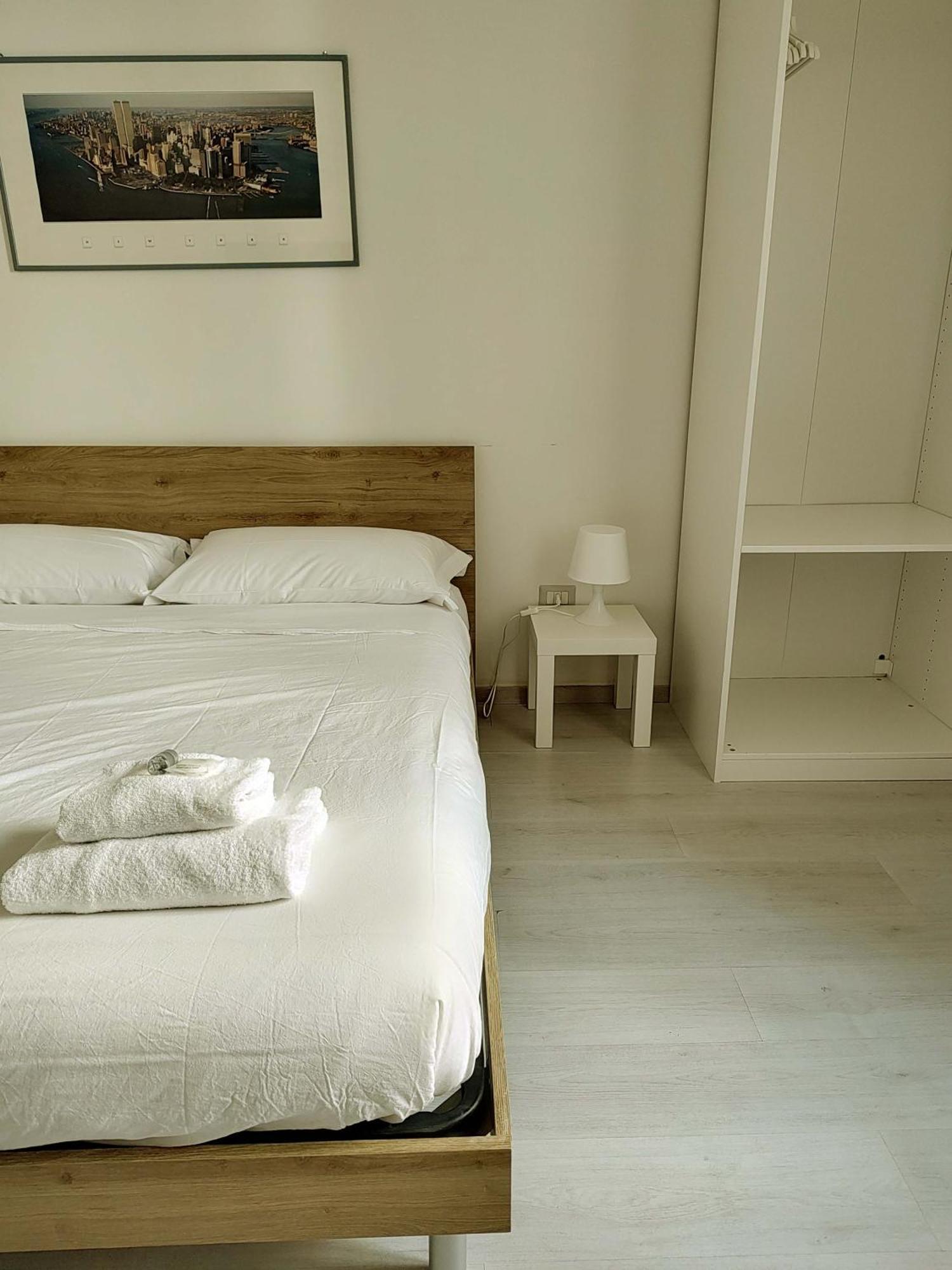 Vivirome - 2 Bedrooms Apartment - San Giovanni Buitenkant foto